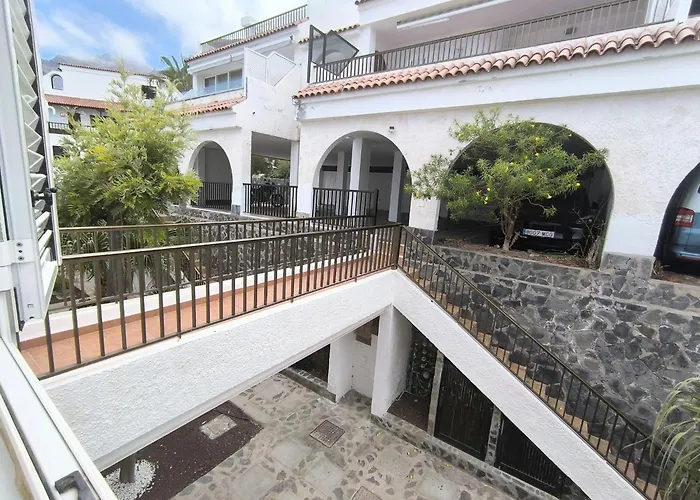 Marjon - The Views, Gigantes Apartament